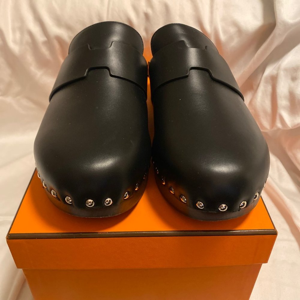 Hermes Calya Mule for men in black leather with studs